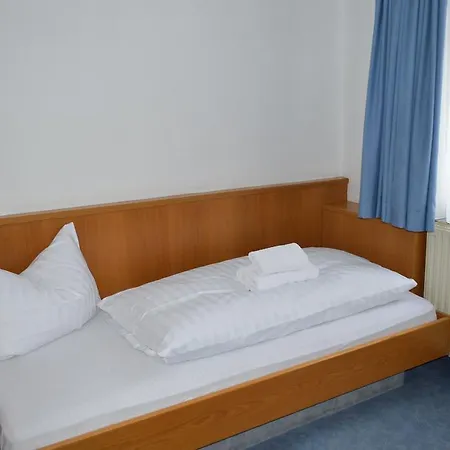 Gasthof Hotel Löwen Bad Buchau Zimmer foto